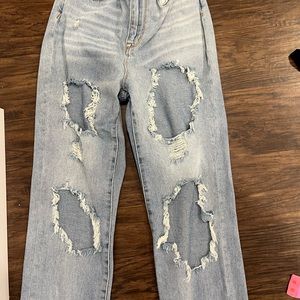 BDG high wasted mom jeans size 25